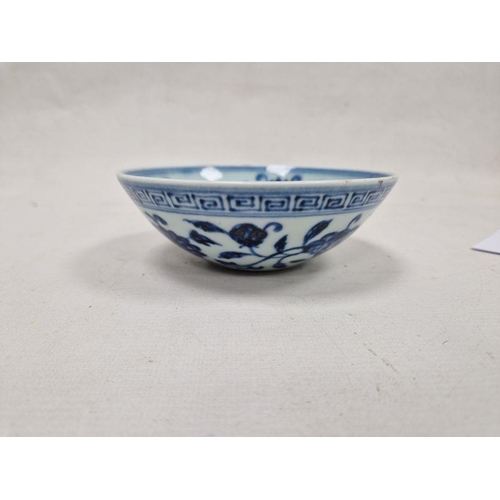 180 - Chinese porcelain blue and white bowl, 20th century, with six-character mark, painted in the Ming st... 