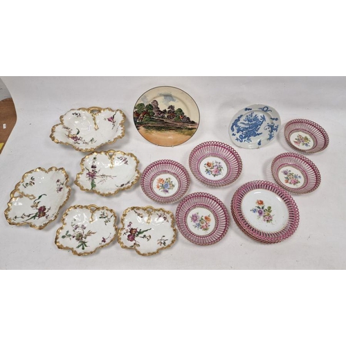 32 - Haviland Limoges set of five porcelain dessert dishes viz:- two pairs leaf-pattern dishes and a simi... 