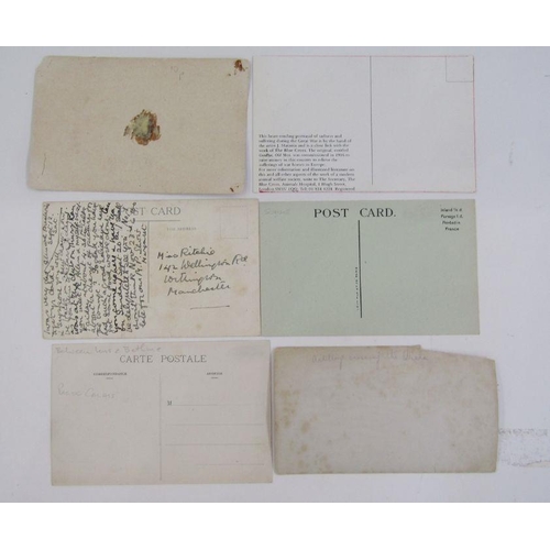 128 - Two albums, each of 200 WWI postcards, France and Belgium, to include troop movements, battles, ruin... 