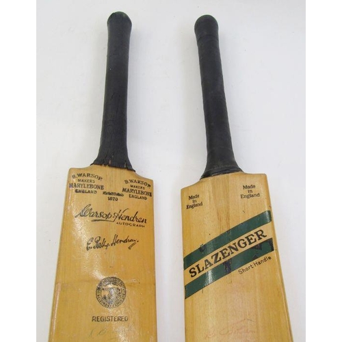 164 - Warsop-Hendren Improved Conqueror cricket bat with signatures from Worcester, Essex, Sussex and Glou... 