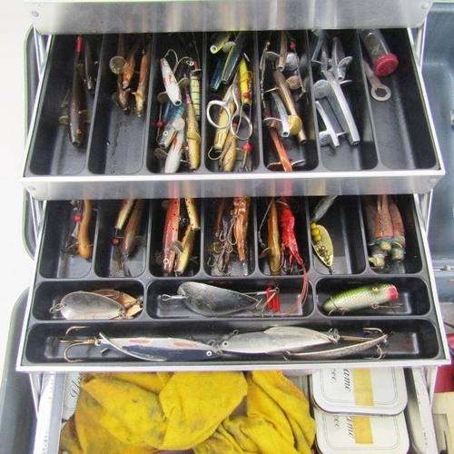 189 - Quantity of fishing equipment to include lures.