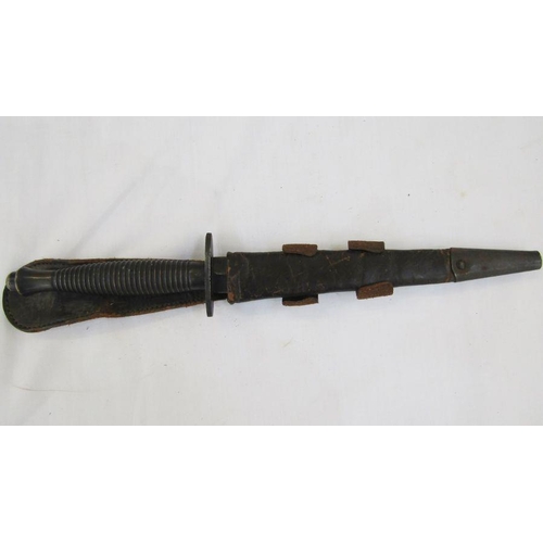 199 - WWII Fairbairn Sykes patent commando knife, 3rd pattern, steel double-edged blade with ribbed grip s... 