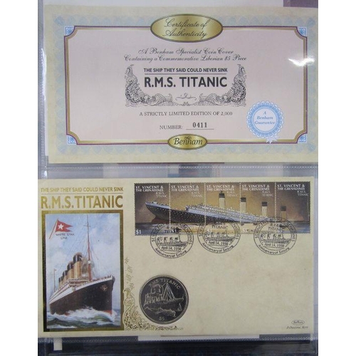 246 - GB & British Commonwealth: Maritime & motor car thematic collection in 2 high quality blue Leuchtter... 