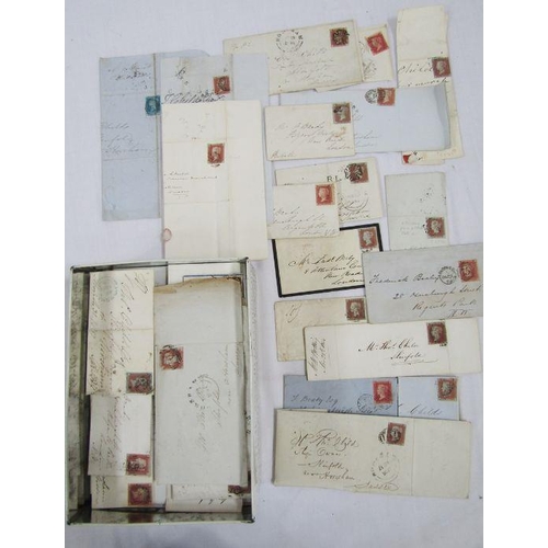 298 - GB: tin of over 150 QV entires/covers mainly 1d red from 1840s on including 1d black plate issues wi... 