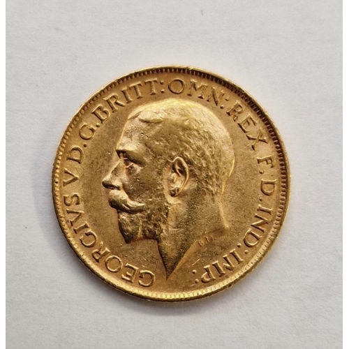 336 - George V (1910-1936), Sovereign 1912, bare head left,  St George and the Dragon, date below