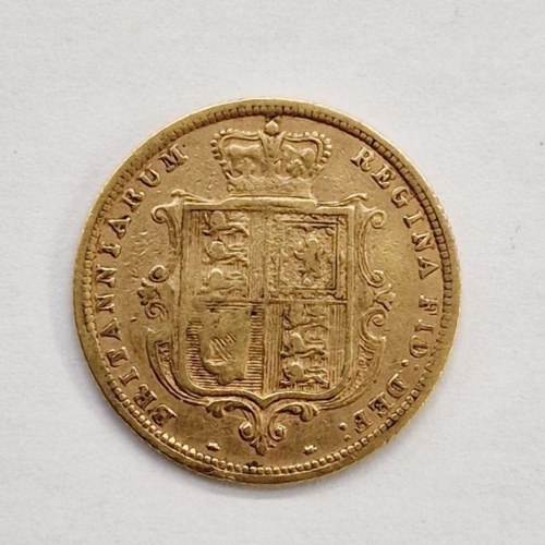 407 - Victoria (1837-1901), 1885 Half Sovereign, Young head facing left, crowned shield about Fine