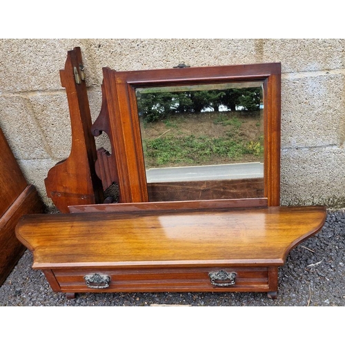 1177 - Early 20th century mahogany dressing table chest of drawers having a bevelled edged mirror, raised o... 