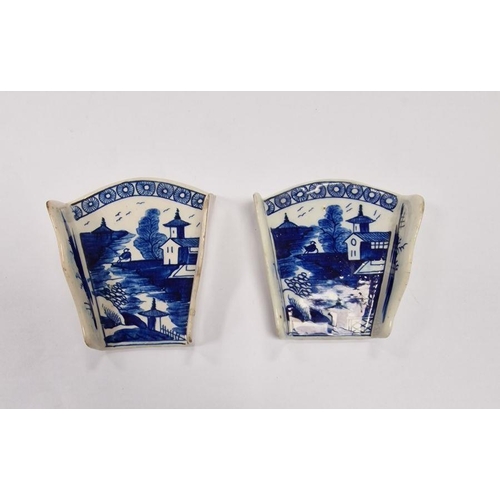 60 - Pair of late 18th century Derby porcelain blue and white asparagus servers, printed with a chinoiser... 