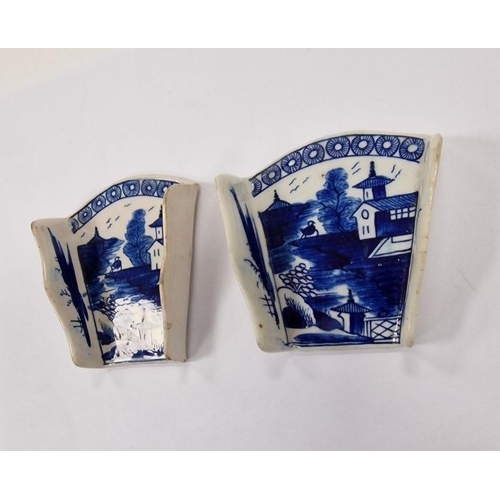 60 - Pair of late 18th century Derby porcelain blue and white asparagus servers, printed with a chinoiser... 