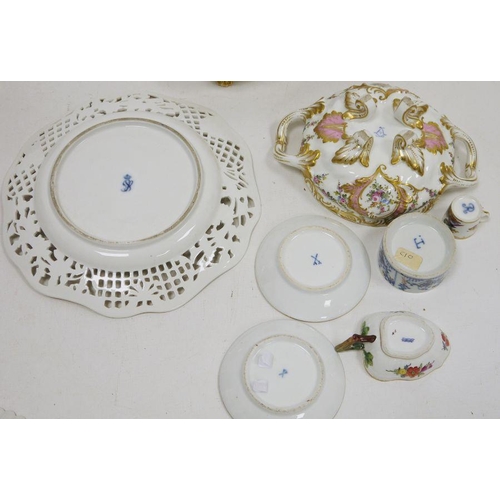 71 - Group of mid to late 19th century Continental porcelain, including: a footed shaped oval inkstand pa... 