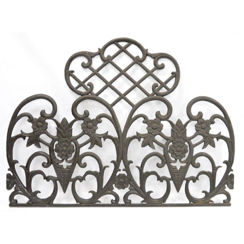 108a - Black painted metal 20th century ornamental garden screen, fashioned with flowers and trelliswork wi... 