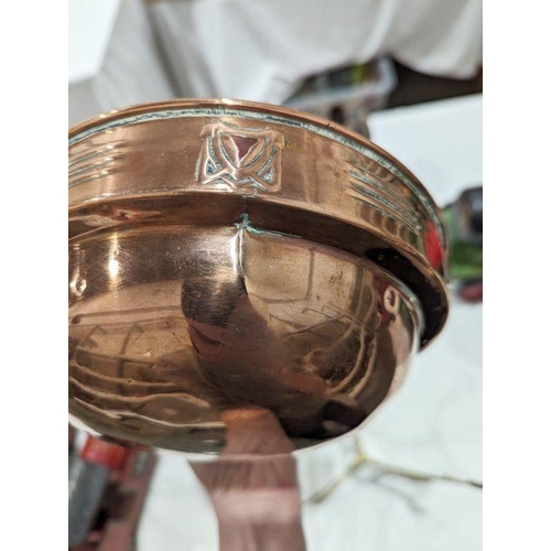 104 - Art Nouveau copper centrepiece bowl on brass stand, circa 1900, the bowl with a band of pierced foli... 