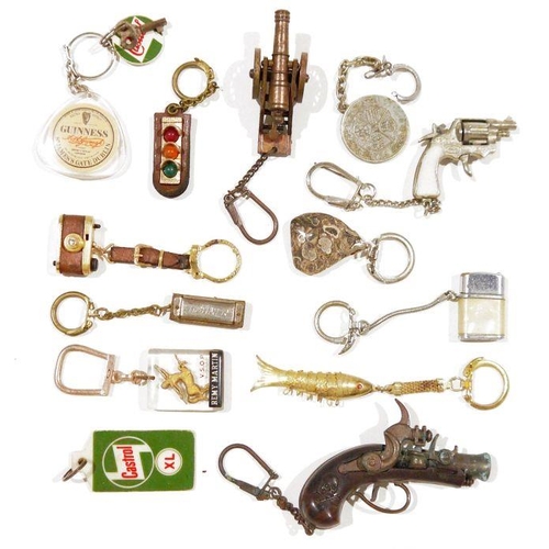 165 - Large collection of vintage keyrings including examples for Guinness, AA, St Christopher and others