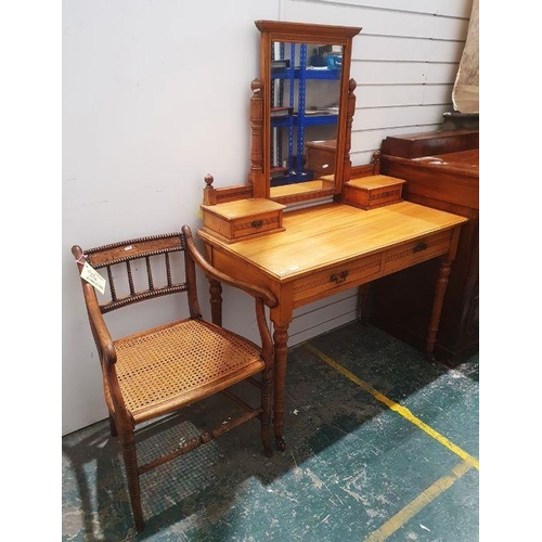 1044 - Edwardian pine dressing table with swing mirror above, with two reeded drawers, on turned baluster l... 