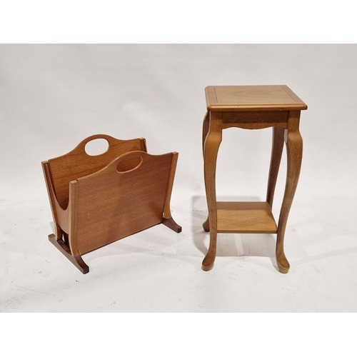 1051 - Modern wooden newspaper rack, a jardiniere stand and a coat stand (damaged) (3)