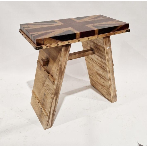 1148 - Modern side/work table with depiction of the Union Flag to top, 83cm high x 84cm wide x 43cm deep