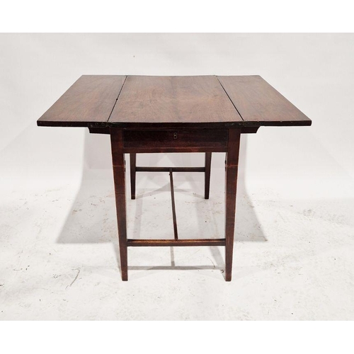 1186 - 19th century mahogany collapsible table of rectangular form, the top with two opening sections to re... 