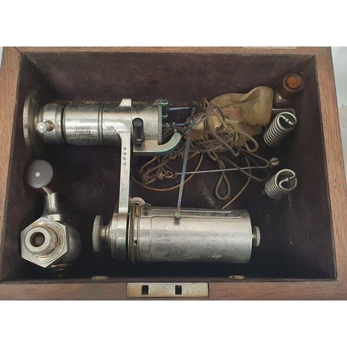 277 - Vulcan Boiler & General Insurance Company Limited Vulcan test gauge pressure tester, cased, an early... 