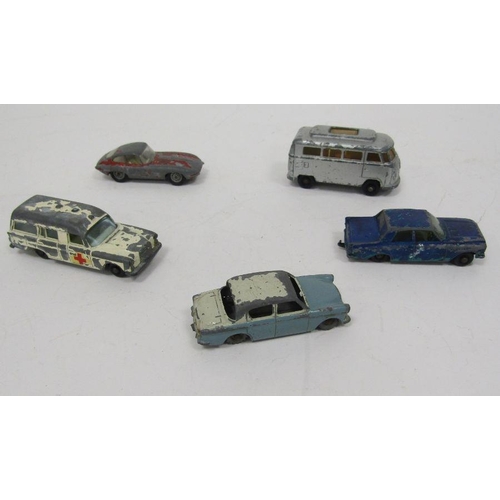 302 - Lesney diecast model cars to include No.43 Hillman Minx, No.33 Ford Zephyr 6, No.32 