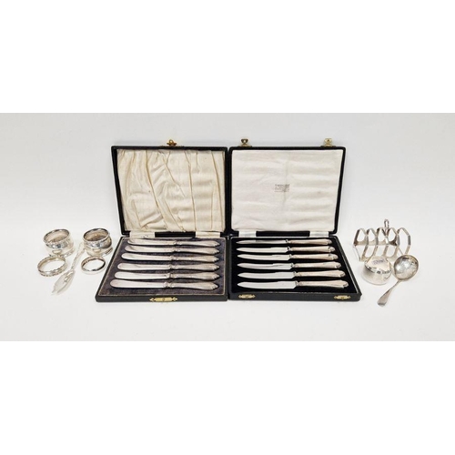 417 - Cased set of silver handled knives, with stainless steel blades, hallmarked Sheffield 1950, possibly... 