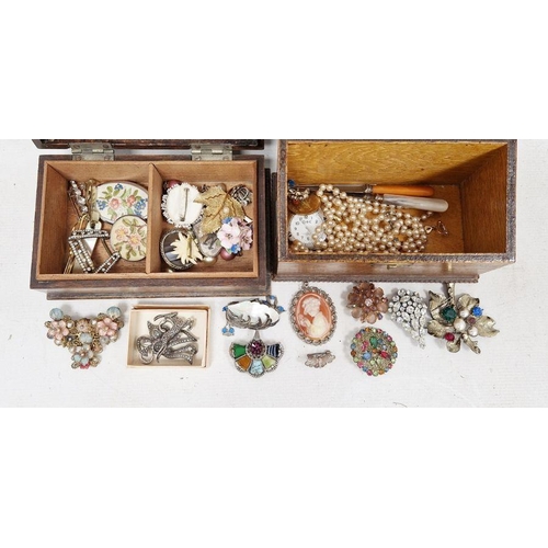 447 - Quantity of costume jewellery to include diamante, marcasite, brooches and other items (2 boxes)