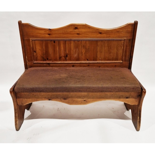 1069 - Pair of 20th century pine settles with upholstered seat base, 103cm high x 124cm wide x 54cm deep (2... 