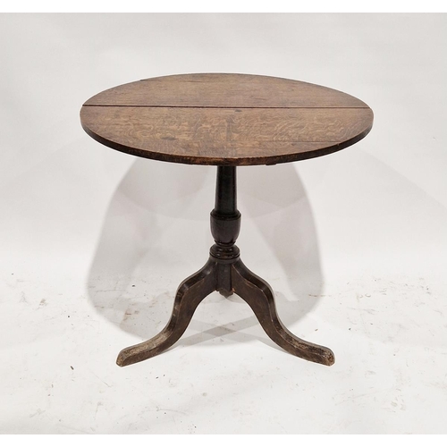 1083 - Georgian oak circular tilt-top table on tripod base