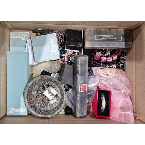 239 - Quantity of costume jewellery to include necklaces, bangles, etc (1 box)