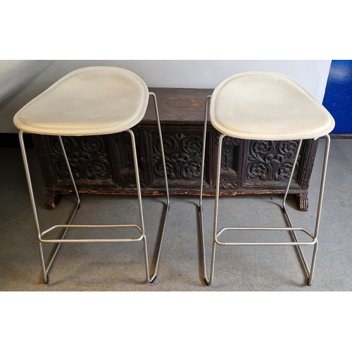 1224A - Four contemporary dining chairs by Arper of Italy, model Catifa 46 and two bar stools (6)