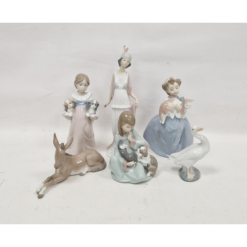 38 - Group of Lladro porcelain figures, 20th century, various printed and impressed marks, comprising a s... 