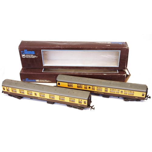 412 - Four boxed Lima O gauge passenger coaches to include 2 X 6620 and 2 x 6617 (writing on back of back)