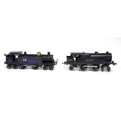 463 - Two clockwork O gauge locomotives to include 4-4-4 LN locomotive black livery, and 4-4-2 LMS no. 111... 