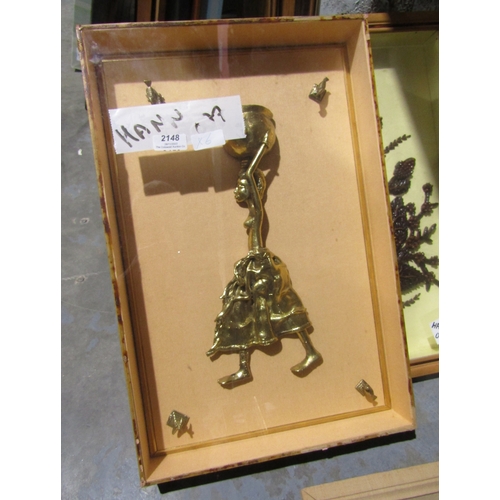 1291 - Brass coloured metal figures of African women, in traditional dress which are in box frames x 2 , a ... 