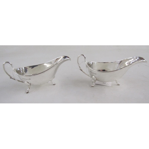 126 - Pair of Georgian style small sauceboats, hallmarked Birmingham, 1928, makers marks for Joseph Gloste... 