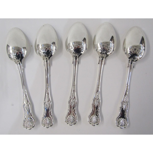 139 - Set of five silver dessert spoons, kings pattern, Sheffield 1904, makers Walker & Hall, 10ozt