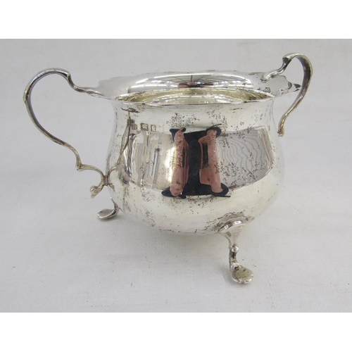 17 - George V silver teapot, raised on four bun style feet, hallmarked Sheffield 1929, by Atkin Brothers,... 