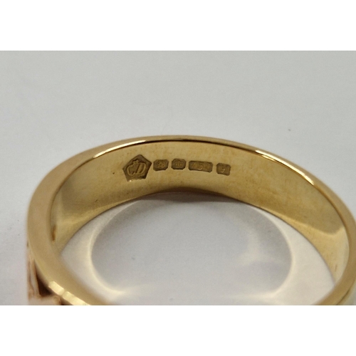 217 - Welsh 18ct gold and diamond ring, the band set with five diamonds within lattice setting size P