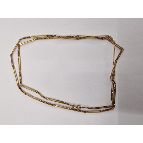 305 - 9ct gold necklace of long staple links alternating with flattened curb links, 76cm long, 11.5g