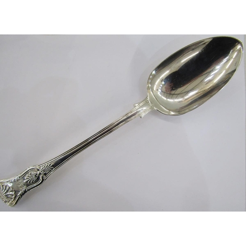 64 - Early Victorian silver Kings pattern gravy spoon, hallmarked London 1845, by Charles Lias, 82.4g/2.6... 