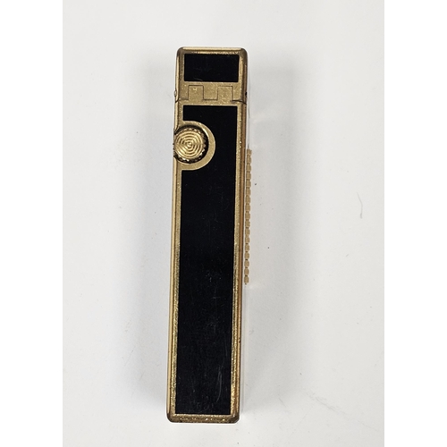 145 - Vintage Dunhill rolled gold and black lacquer lighter, stamped to base