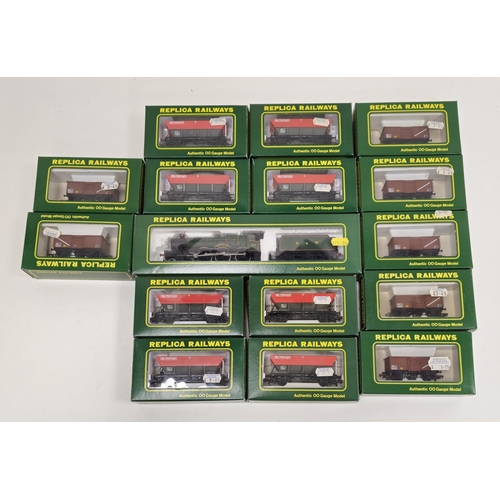 243 - Replica railways 00 gauge boxed locomotive no.11151 Modified Hall GWR 6976 'Graythwaite Hall' togeth... 