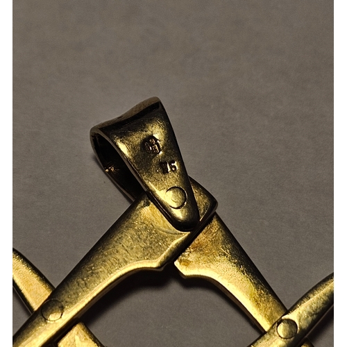 331a - 9ct gold Masonic folding rule pendant, approximately 2.5g in weight