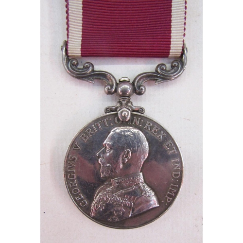 101 - Boer War Queens South Africa medal with South Africa 1901, Belfast, Laing's Nek and Relief of Ladysm... 