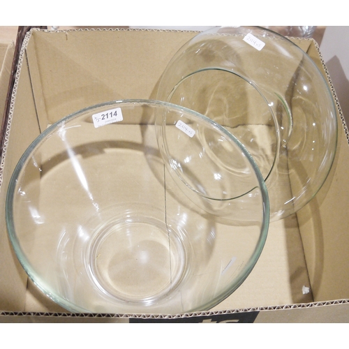 458 - Pair of modern glass fruit bowls, a circular vase, an opaque tall conical flower vase, and another c... 