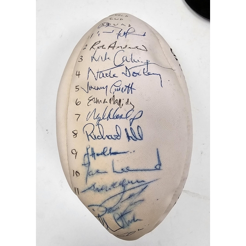 140 - Signed Gilbert rugby ball with 31 signatures of the England World Cup squad for 1991, including Jona... 