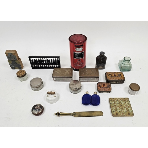 203 - Assorted collectables including a small abacus, a collection of letter printing blocks, inkwells, a ... 