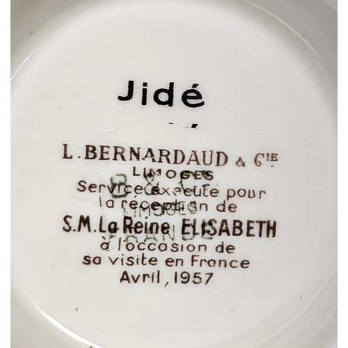 12 - Extensive Limoges Bernardaud (B&C) porcelain 'Elizabeth' Golden Phoenix pattern part dinner and tea ... 