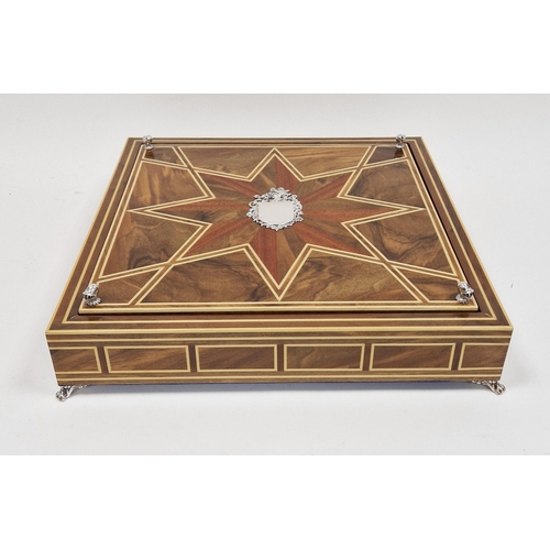 231 - Pedro Duran silver chess set housed in a walnut and mahogany inlaid marquetry case, the inlaid lid r... 