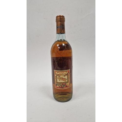 305 - Bottle of Bodegas Marques de Murrieta Castillo Ygay Gran Reserva 1962 rioja (low neck)