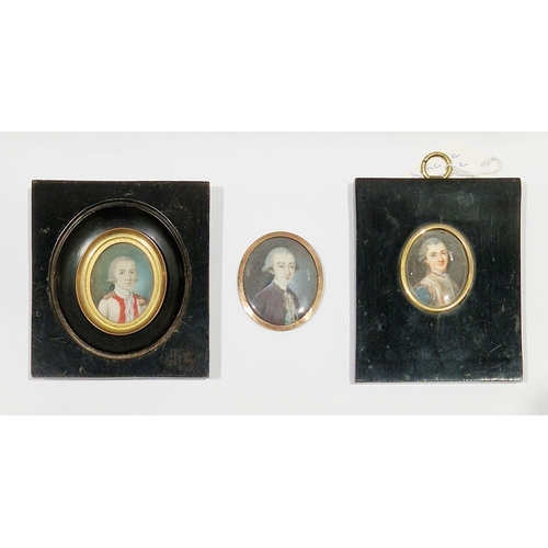 399 - Three late 18th/early 19th Century French School portrait miniatures of gentlemen Watercolour on ivo... 